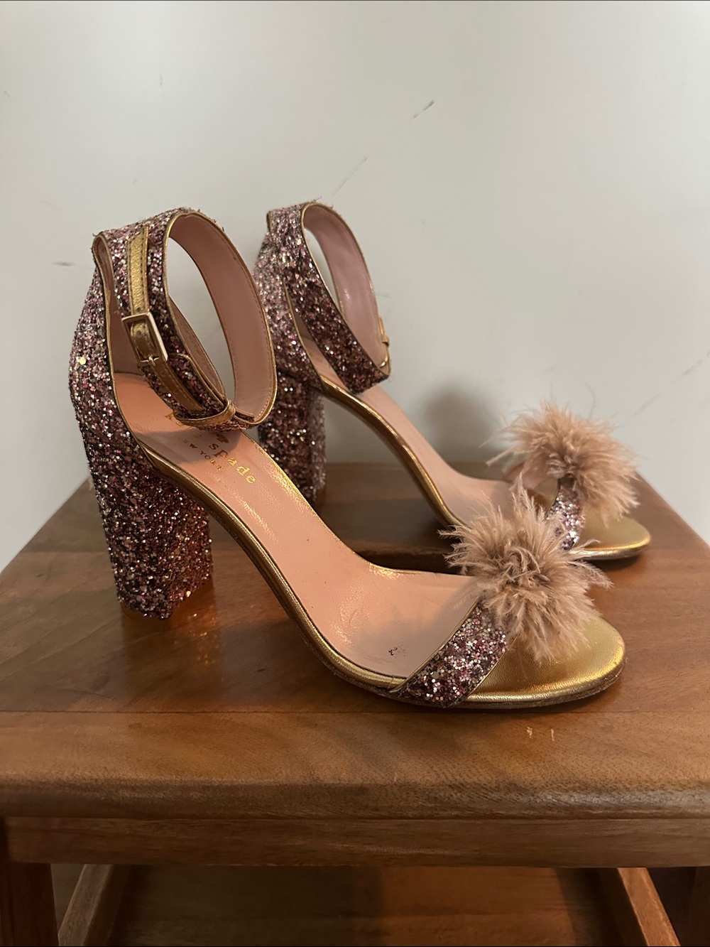 Kate spade pink & gold glitter heels size 7